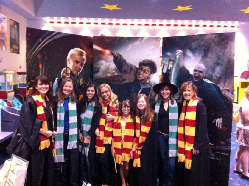 Harry Potter Hogwarts scarves